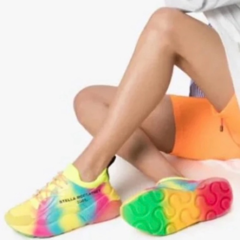 STELLA MCCARTNEY Eclypse Rainbow sneakers with a tie-dye pattern & platform sole